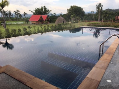 สร้างสระว่ายน้ำ สโมสรหมู่บ้าน - รับสร้างสระว่ายน้ำเชียงใหม่